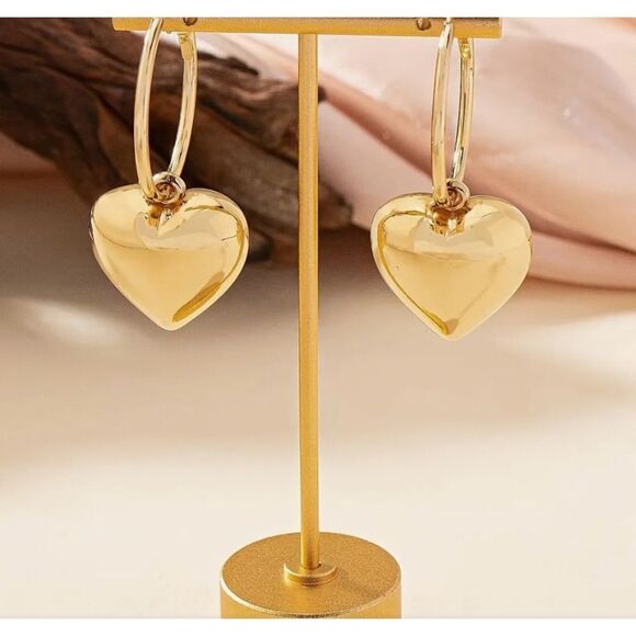 💛 NEW goldtone puffy heart dangle hoop earrings 💛 - Picture 5 of 6
